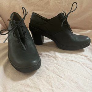 El Naturalista, 2" heel, black, Size 8